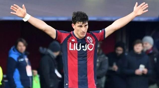 球员之间创 球员之间创