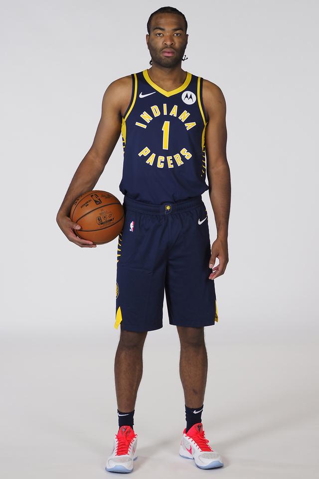 球迷看台空 球迷看台空